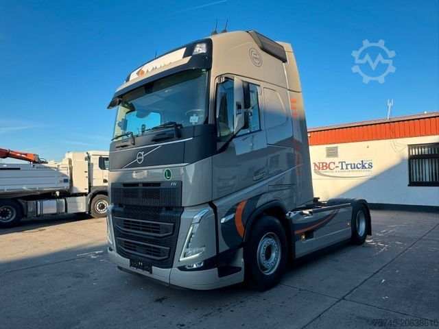 Standard tractor unit VOLVO FH 500*GLOBETROTTER*RETARDER*I SAVE*STANDKLIMA*