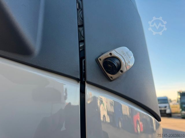 Standard tractor unit VOLVO FH 500*GLOBETROTTER*RETARDER*I SAVE*STANDKLIMA*