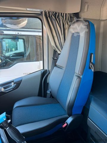 Standard tractor unit VOLVO FH 500*GLOBETROTTER*RETARDER*I SAVE*STANDKLIMA*