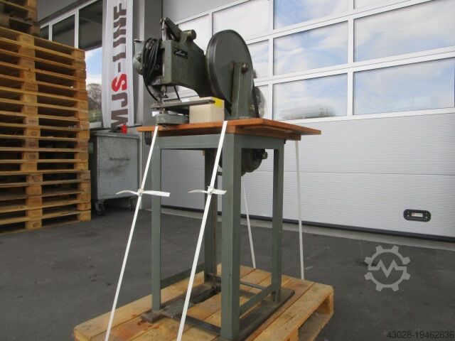 EYELET DEVICE SCHNEIDER SCHNEIDER