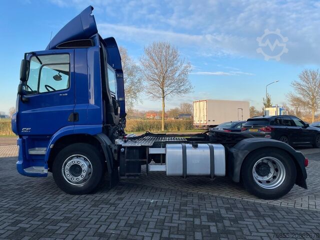 Standard tractor DAF CF 330 FT Euro 6 / 493.000 KM / NL Truck / APK-...