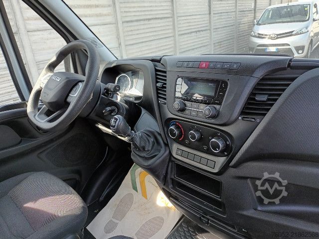 Flatbed truck IVECO 35C14