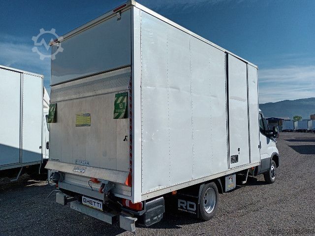 Box truck IVECO 35C14
