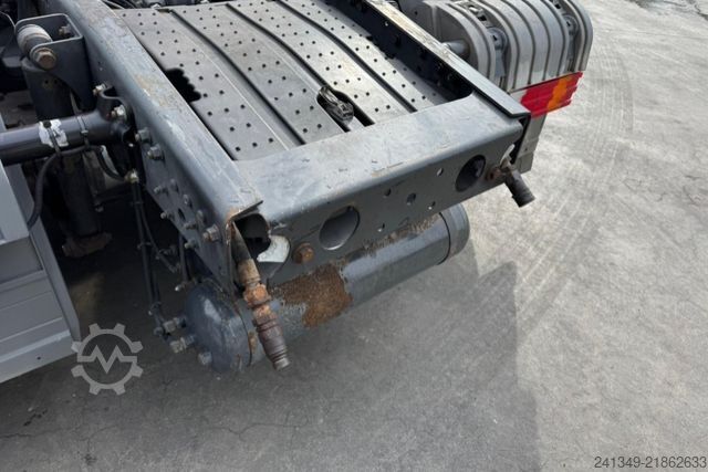 Standard tractor unit MERCEDES-BENZ Actros 1848 4x2 Hydraulik