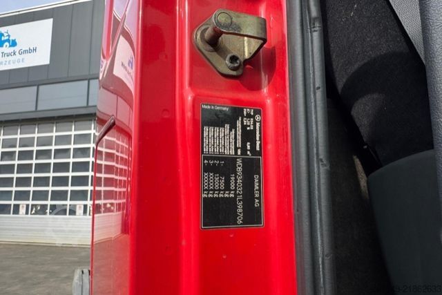 Standard tractor unit MERCEDES-BENZ Actros 1848 4x2 Hydraulik