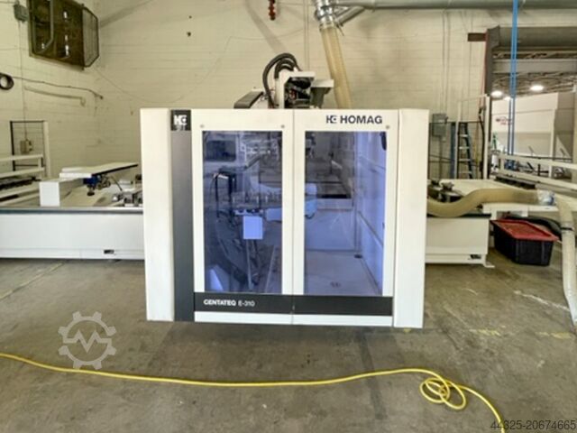 Bearbeitungszentrum mit Kantenverleimung HOMAG CENTATEQ E-310