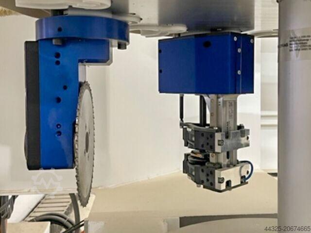 Bearbeitungszentrum mit Kantenverleimung HOMAG CENTATEQ E-310