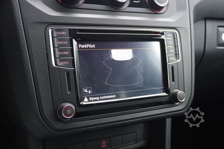 Panel van Volkswagen Caddy 2.0 TDI - Airco - Cruise - Trekhaak - € 1...