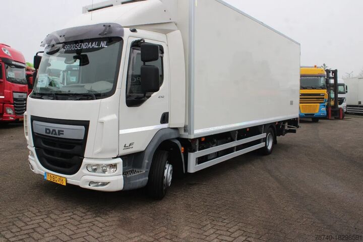 Refrigerated/frozen transport DAF LF 210 + EURO 6 + LIFT
