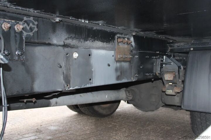 Refrigerated/frozen transport DAF LF 210 + EURO 6 + LIFT