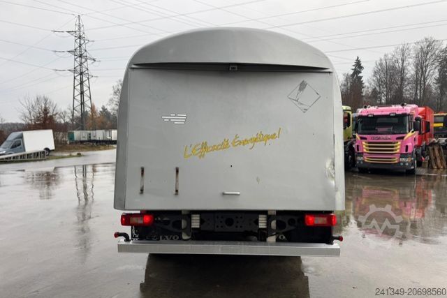 Tanker truck VOLVO FM-440 4x2 Tankwagen 13'500L