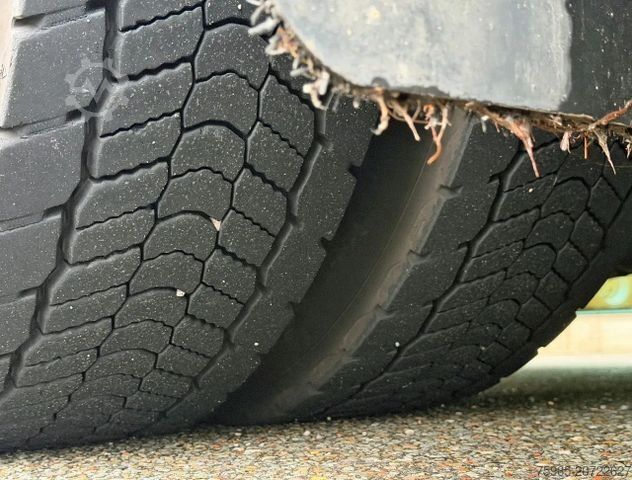 Refrigerated truck DAF XF 480 FAR SSC ISOLATED BOX 810250x275 CM INSIDE