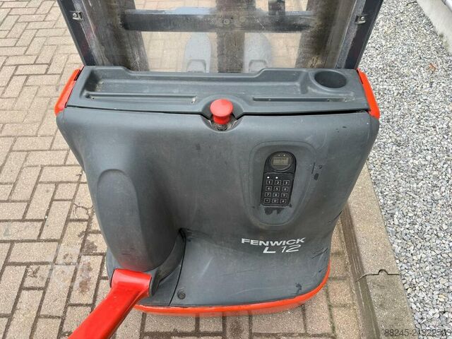 VS-22716 Electric triplex stacker Linde L10 LINDE L10