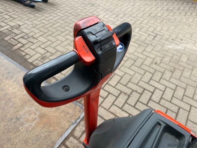 VS-22716 Electric triplex stacker Linde L10 LINDE L10