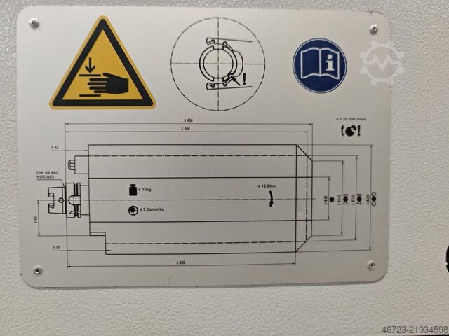 Horizontal machining center SW BA space3