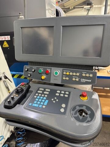 Vertikales Bearbeitungszentrum Hurco VMX 24S