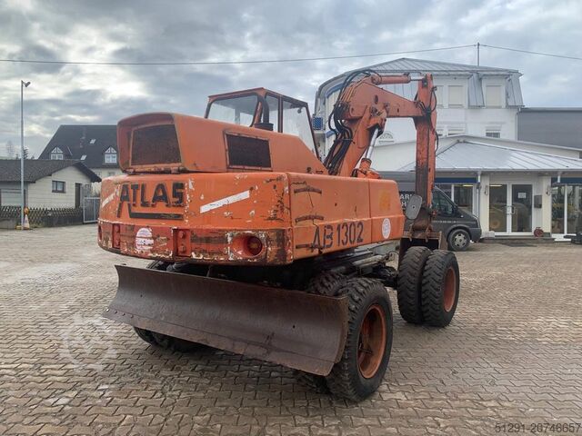 Mobilbagger ATLAS AB1302 / AB1500
