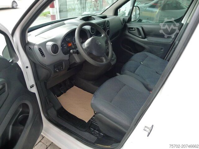 Sonderausbau-Transporter Peugeot Partner 3-Sitzer