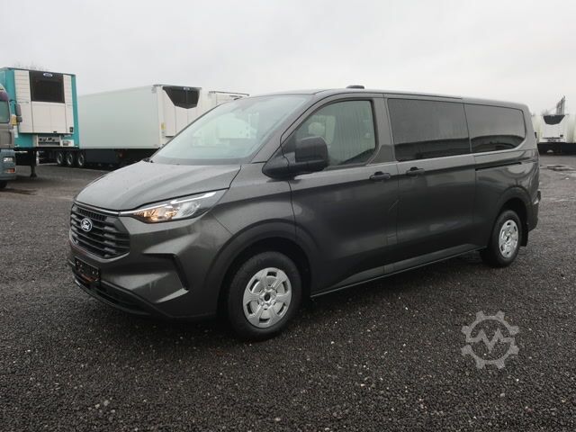 Kleinbus Ford Transit Custom L2H1 8-Sitzer