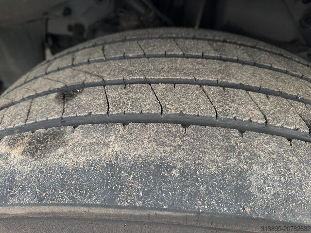 Crane Scania P320 HMF 835 2 x Hydraulik, Remote