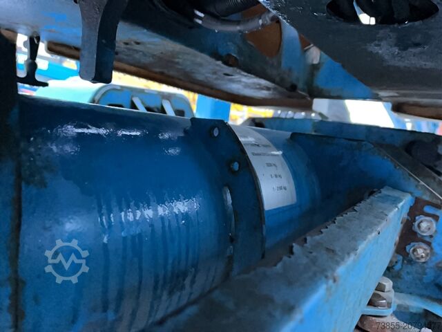 Trailer-Mounted Boom Lift Genie TZ-50 DC w/Drive (17m)