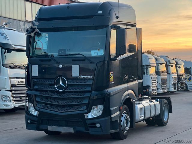Standard tractor unit MERCEDES-BENZ ACTROS 1842 * MOTORSCHADEN * VOLLLUFT * PARKCOOL
