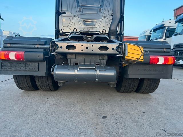 Standard tractor unit MERCEDES-BENZ ACTROS 1842 * MOTORSCHADEN * VOLLLUFT * PARKCOOL