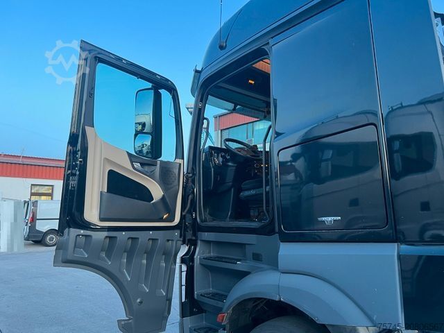 Standard tractor unit MERCEDES-BENZ ACTROS 1842 * MOTORSCHADEN * VOLLLUFT * PARKCOOL