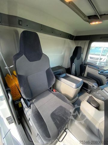 Heavy-duty truck MAN TGS 33.520 BL 6x4 FG/33 to/RS 3,60 m/PTO/AHK/Neu
