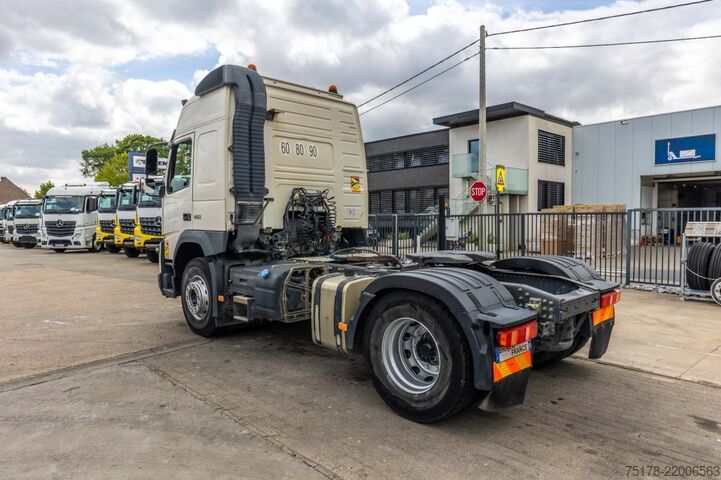 Standard tractor VOLVO FMX GLOB 460+HYDR