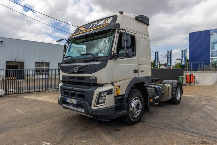 Standard tractor VOLVO FMX GLOB 460+HYDR