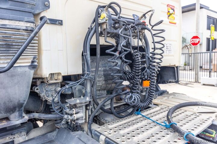 Standard tractor VOLVO FMX GLOB 460+HYDR