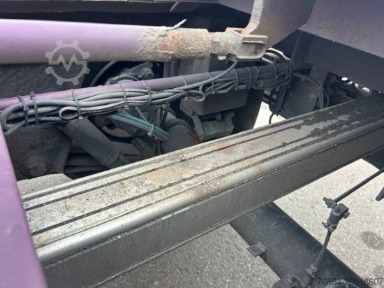 Auflieger-Wechselfahrgestell  M&V CHASSIS LIFTACHSE MITTE-HECKAUSSCHUB