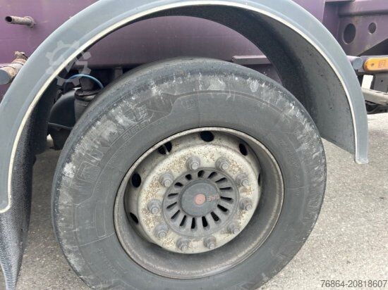 Auflieger-Wechselfahrgestell  M&V CHASSIS LIFTACHSE MITTE-HECKAUSSCHUB