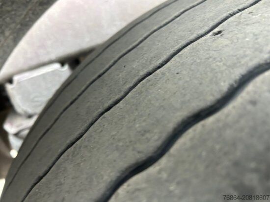 Auflieger-Wechselfahrgestell  M&V CHASSIS LIFTACHSE MITTE-HECKAUSSCHUB