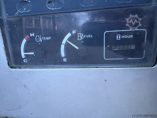 Raupenarbeitsbühne Hitachi HX99B HITACHI Hx99b