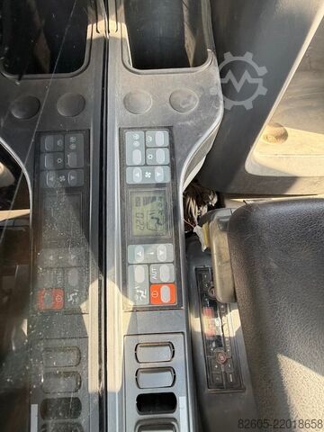 Muldenfahrzeug Morooka MST 2200 V D