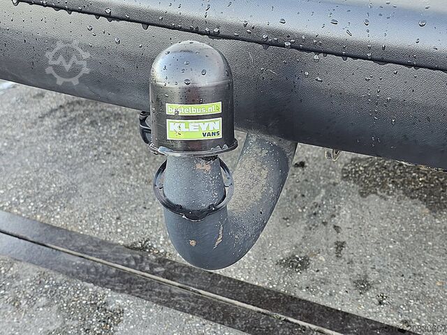 Hochdachkombi VOLKSWAGEN TRANSPORTER 2.0 TDI L2H1 4x4 2x Schuifd.