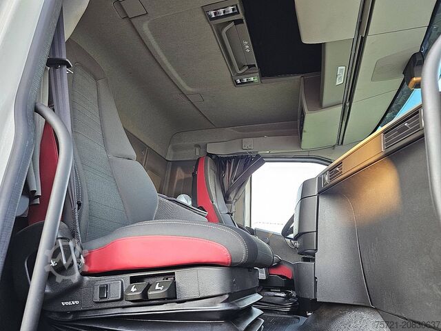 Standard-SZM VOLVO FH 500 6X2 STEERED PTO+HYDR