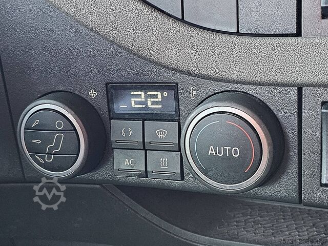 Standard-SZM VOLVO FH 500 6X2 STEERED PTO+HYDR