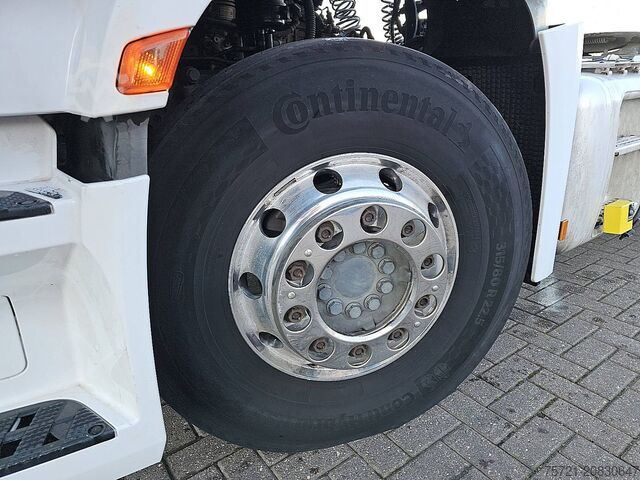 Standard-SZM MERCEDES-BENZ ACTROS 1848 LS Streamspace 2.30