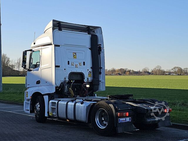Standard-SZM MERCEDES-BENZ ACTROS 1848 LS Streamspace 2.30