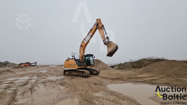 Raupenbagger Case CX 210 D