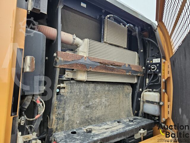Raupenbagger Case CX 210 D