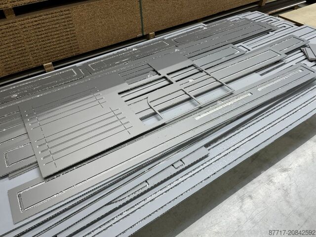 CNC Nesting machine with MATRIX-table HOMAG CENTATEQ N-800