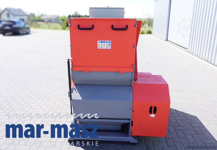 Holzhacker Schredder UNTHA LR700 