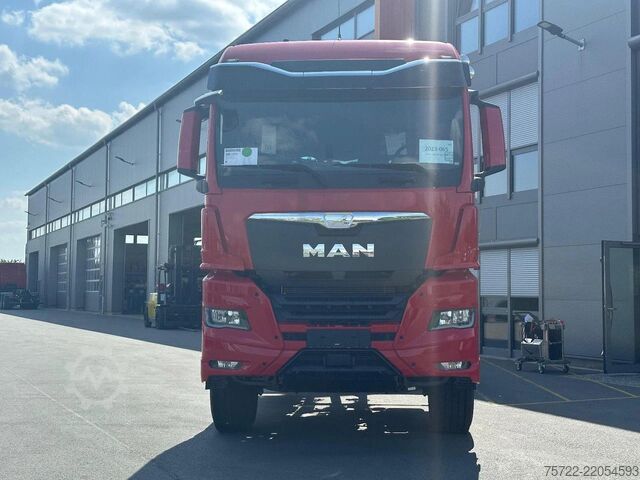 Fahrgestell mit Fahrerhaus MAN TGX 33.520 6x4 BB Fahrgestell 4500mm SOFORT