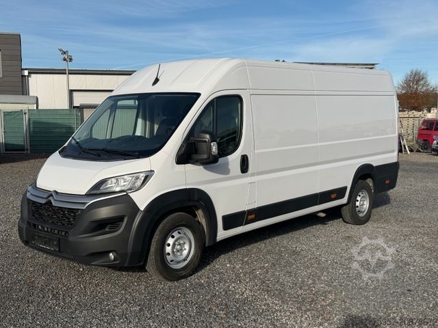 High top van CITROEN Jumper L2H2 / AHK / Klima /118 TKM /Navi/ 3 Sitz