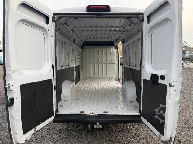 High top van CITROEN Jumper L2H2 / AHK / Klima /118 TKM /Navi/ 3 Sitz