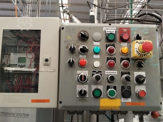 Used Crown Bevcorp 40 valve filling monoblock Angelus UB40 / 61H